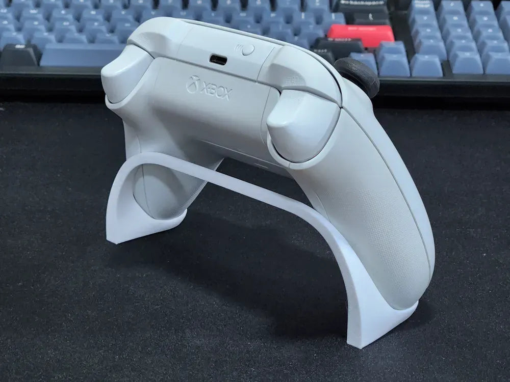 3D printed Xbox controller stand side view